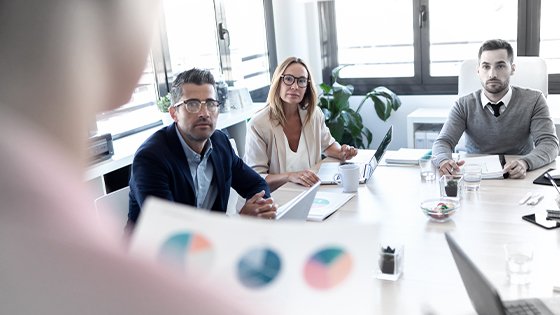 You are currently viewing How to Promote Jewellery Business on Social Media?